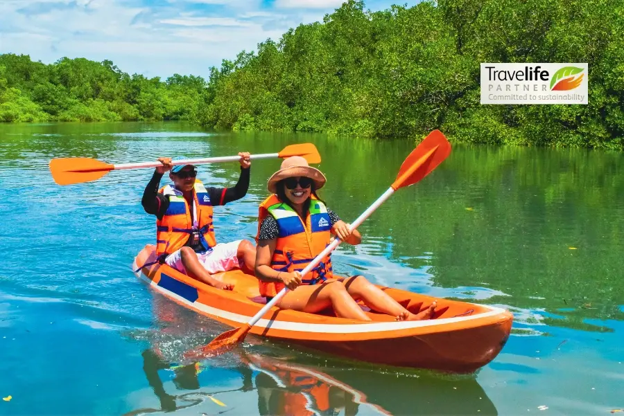 Bali Mangrove Canoe Tour by Kura-Kura Bus