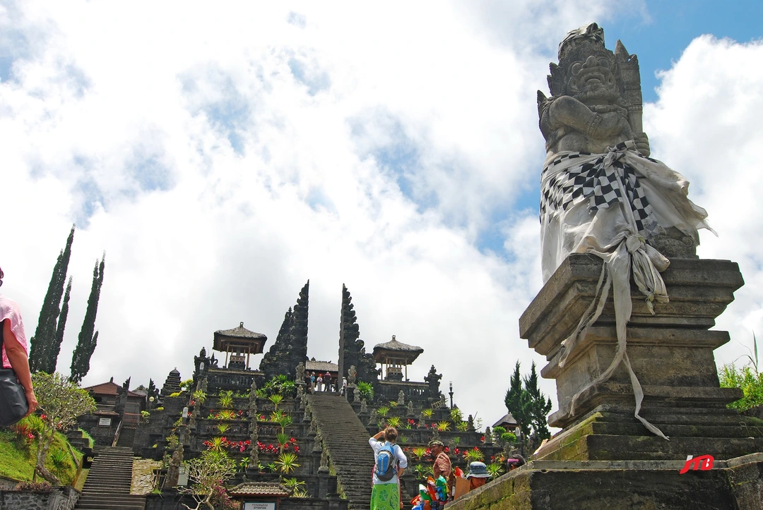 Besakih 2 (2).JPG