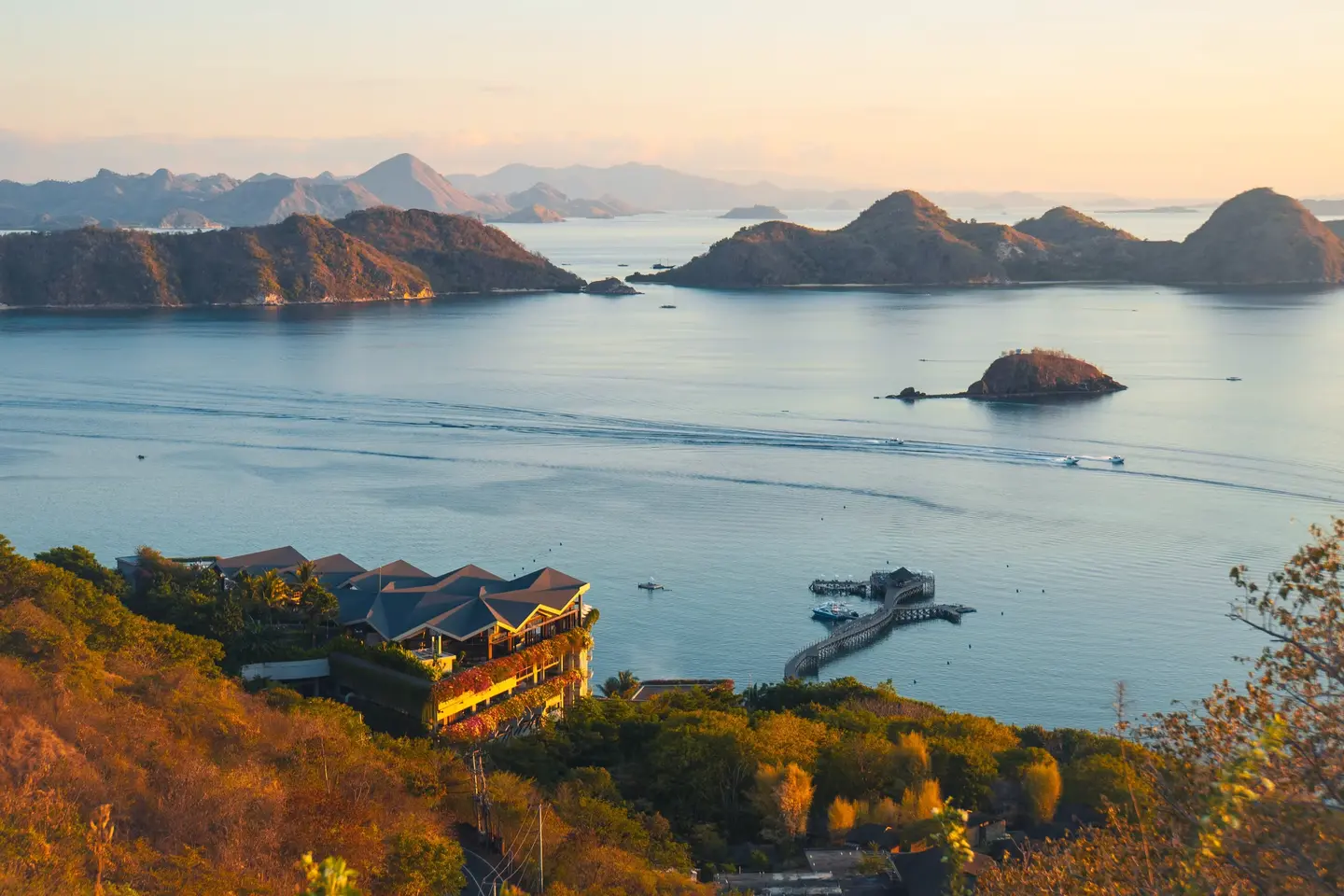 Sylvia Hill panoramic viewpoint in Labuan Bajo with sea, hills, and island views.avif