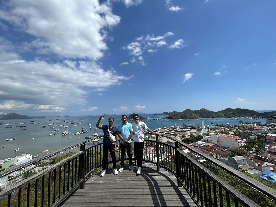 Puncak Waringin 1.JPG